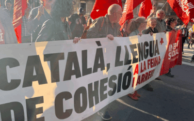 La Intersindical participa en la manifestació de Sant Jordi en defensa de la llengua catalana