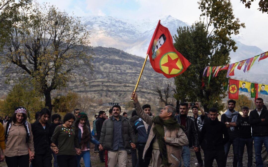 Comunicat sobre la dissolució del PKK i el proces de pau al Kurdistan