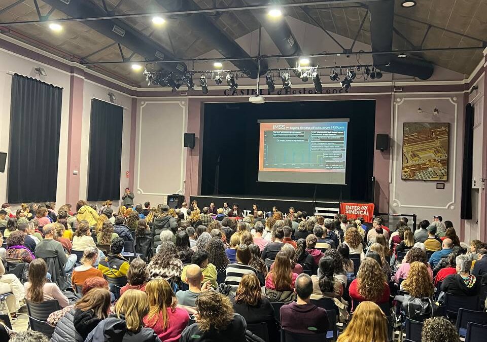 L’assemblea de treballadores de l’Ajuntament de Barcelona acorda no fer un pas enrere